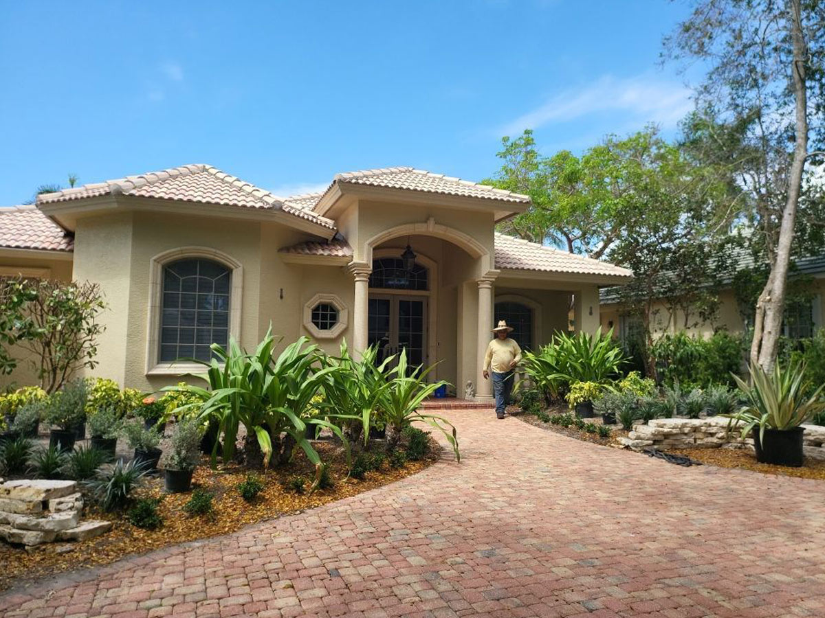 Downtown Naples Landscape Installation and Design - Renovation