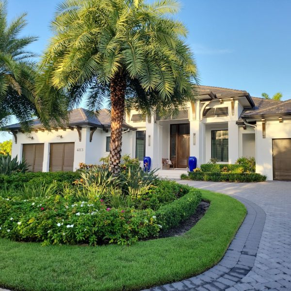 Front Before Renovation | Love's Landscape Landscape Installation & Maintenance Company